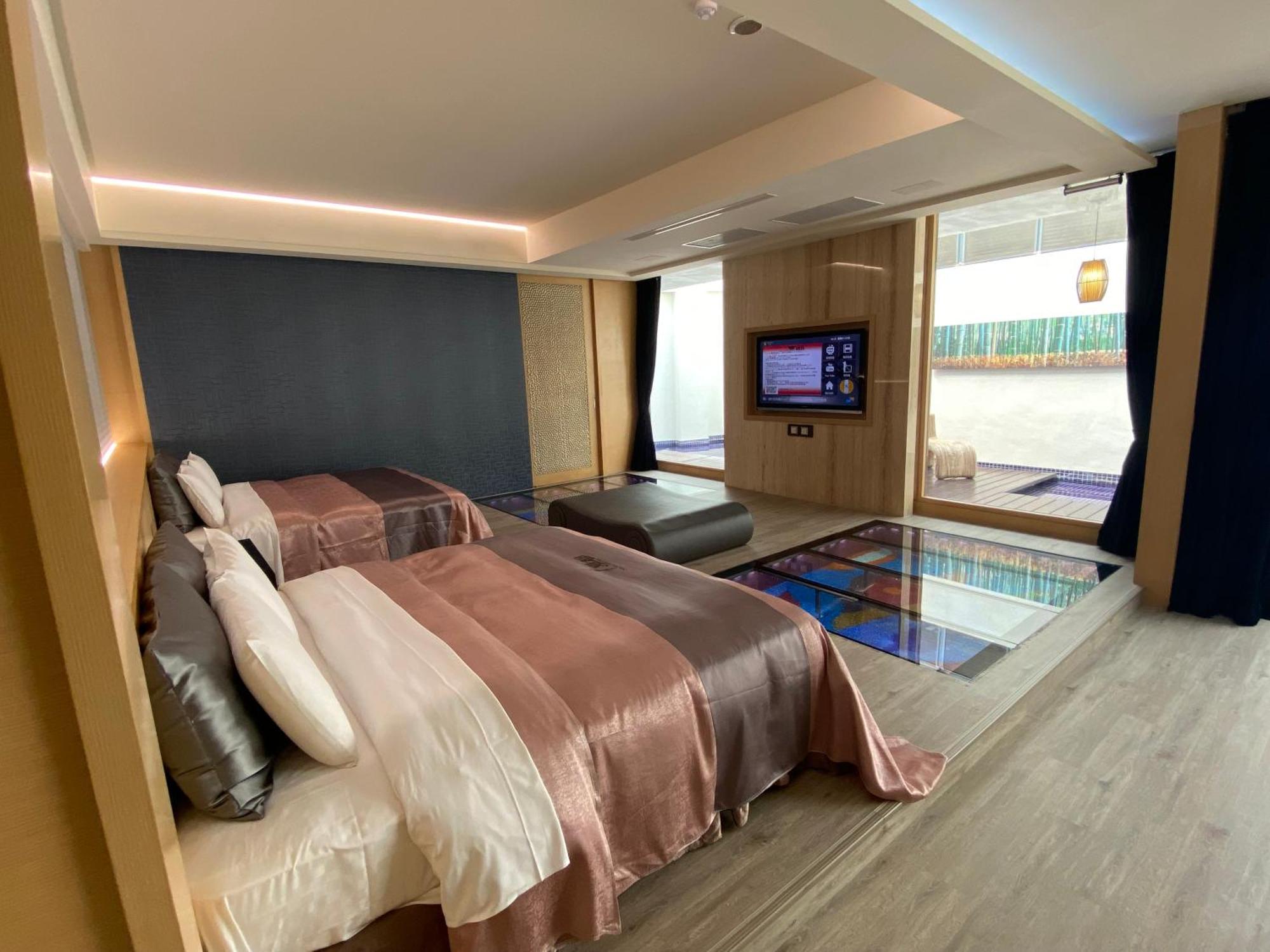 Xiadu Motel Тайчжун Экстерьер фото