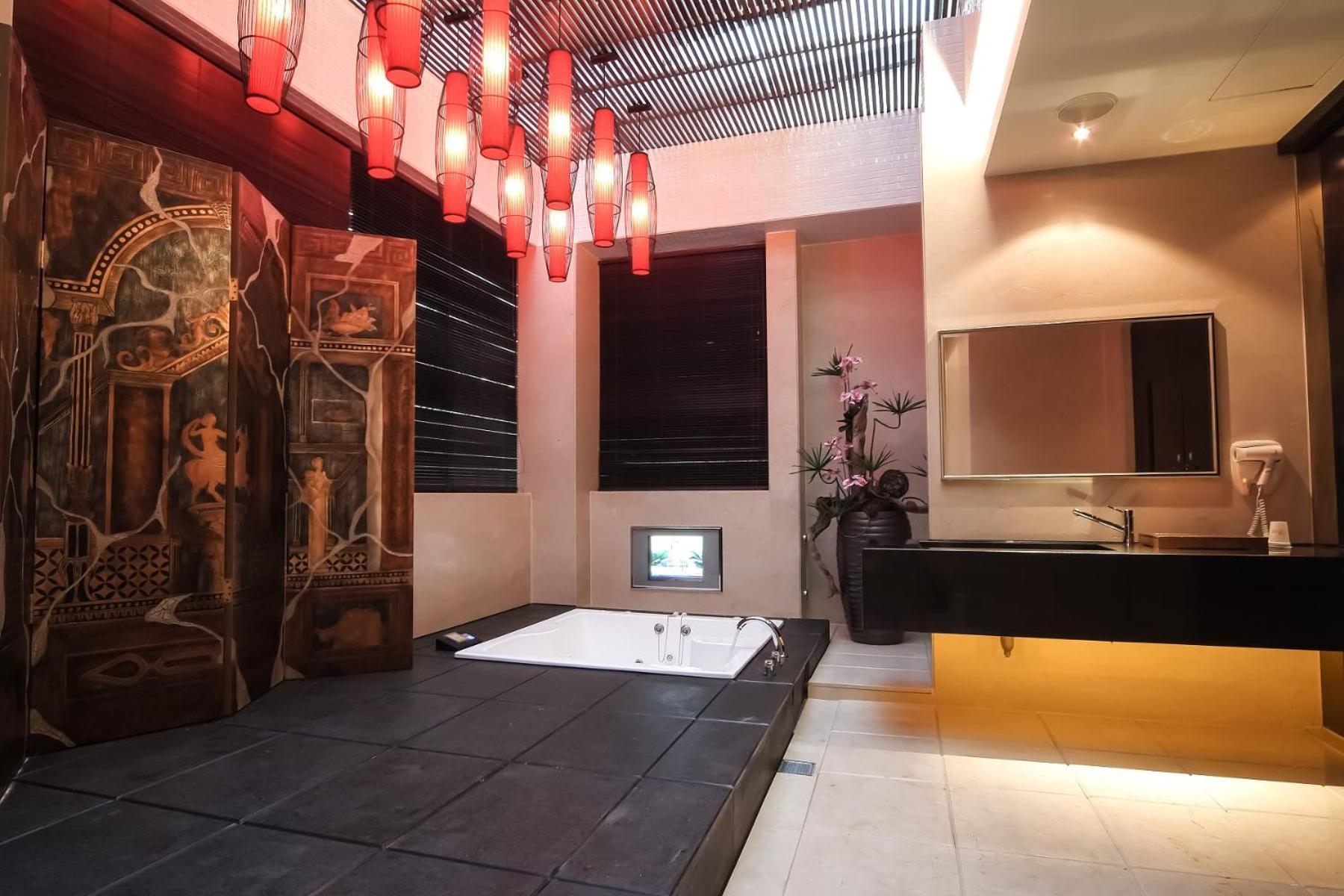 Xiadu Motel Тайчжун Экстерьер фото
